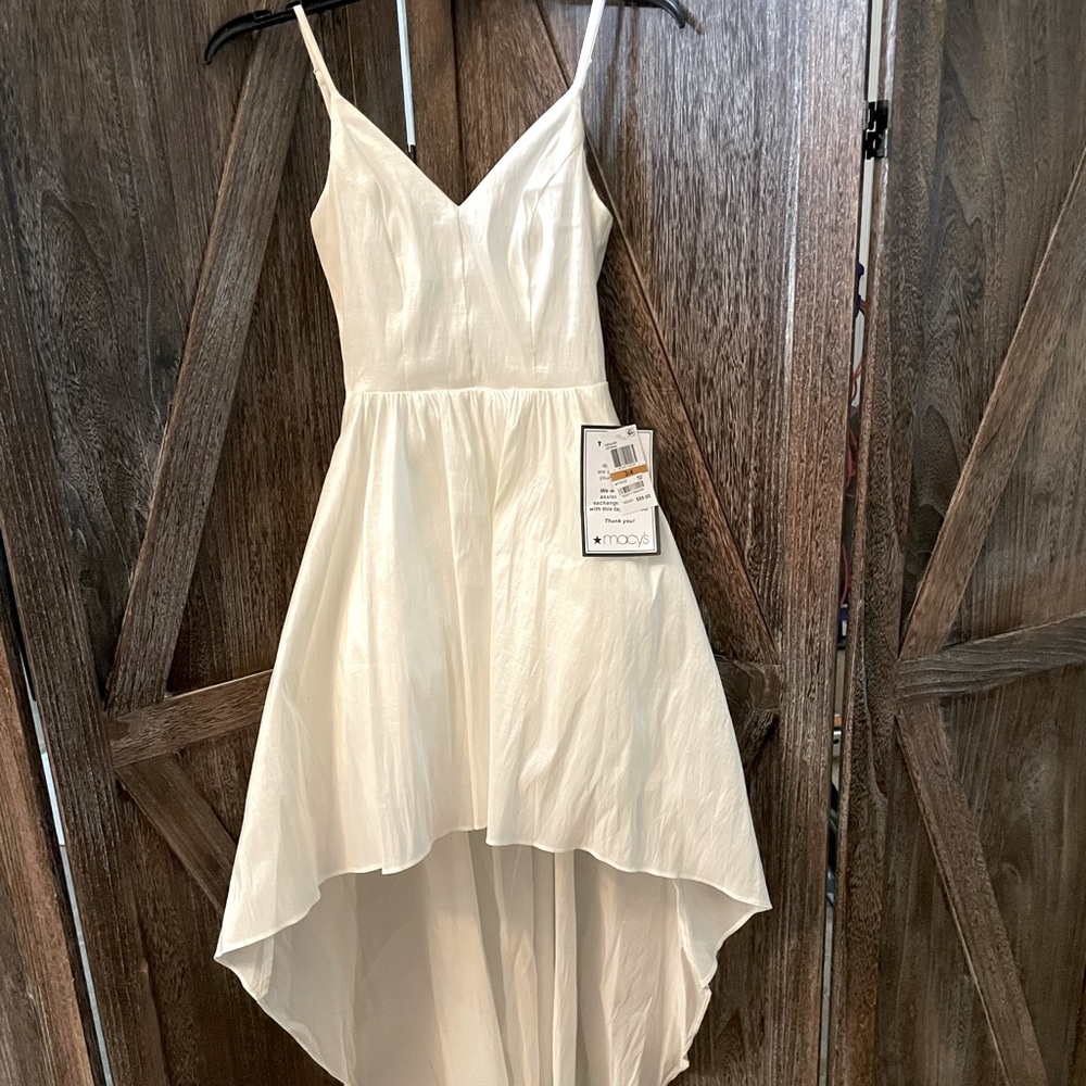 White formal dress/Wedding dress